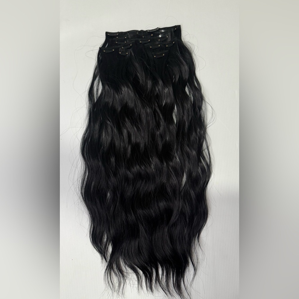 22” Human Hair Blend Clip-In Extensions Black Wavy Long Synthetic Blend Hair Set